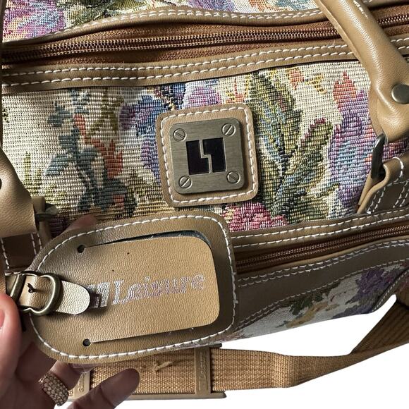 RARE VINTAGE LEISURE LUGGAGE CARRYON DUFFEL WEEKEND TRAVEL BAG NWT MACY'S - Picture 2 of 12